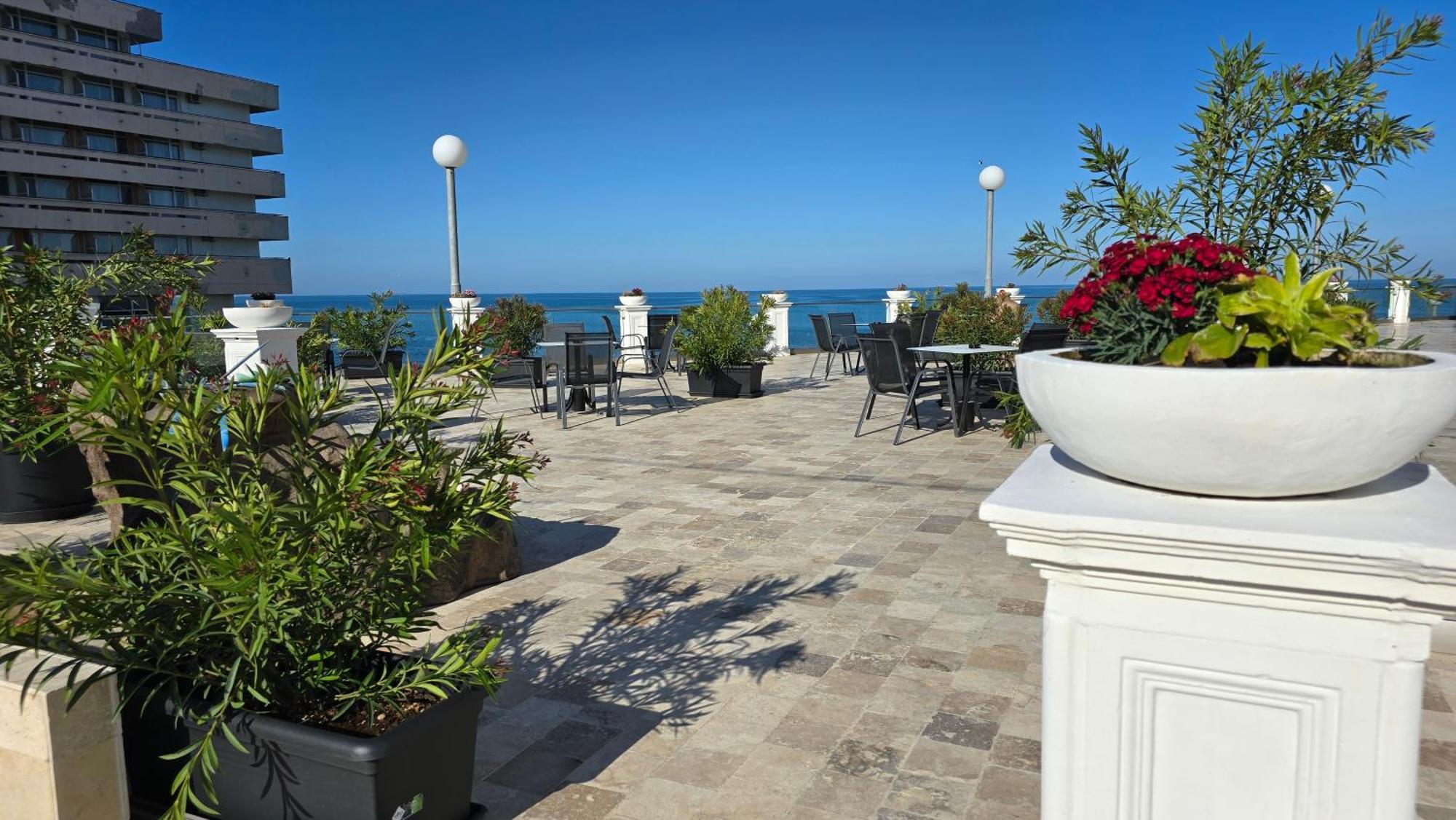 Alessio Hotel Residence Costinesti Exterior photo